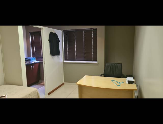 173M² MEDICAL SUITE SOLD IN SONHEUWEL